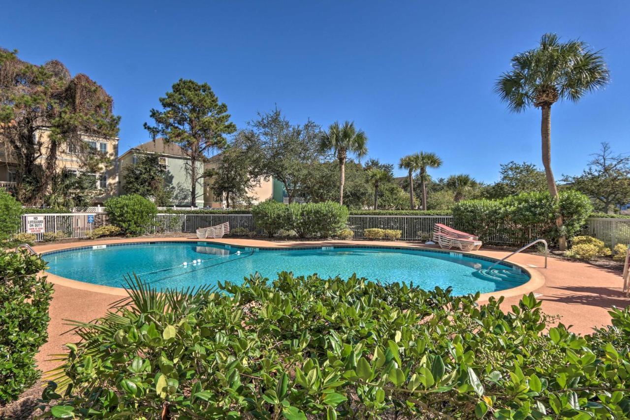 Newly Renovated Hilton Head Retreat, Walk To Beach ヒルトンヘッドアイランド エクステリア 写真